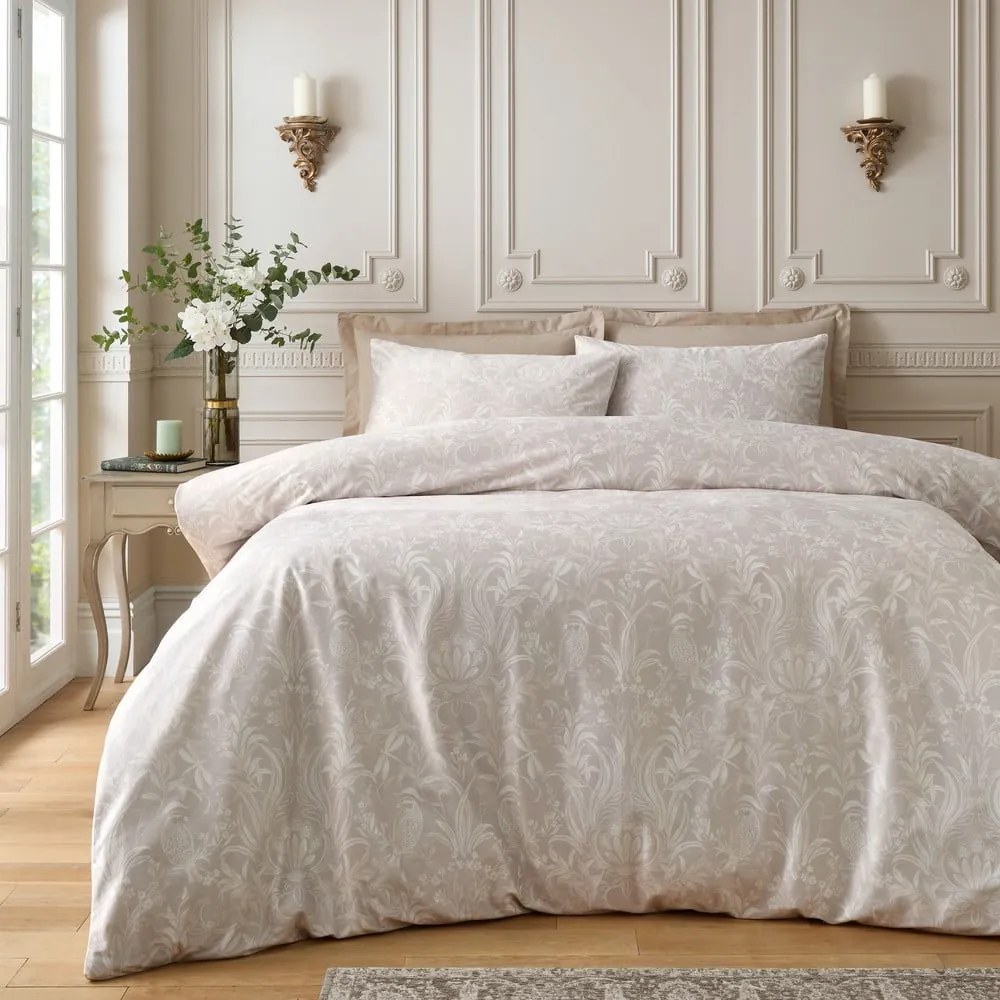 Lenjerie de pat bej din catifea pentru pat dublu, extinsă 230x220 cm Bridgerton Regal Birds – Catherine Lansfield