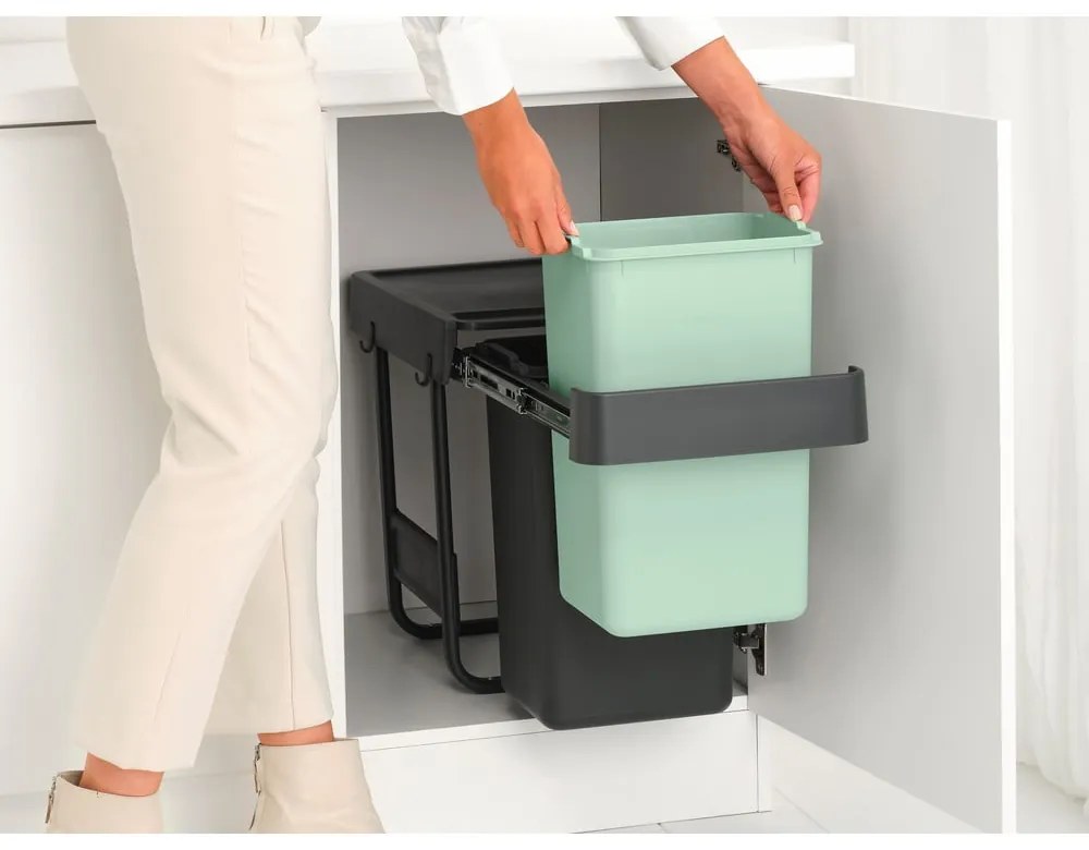 Coș de gunoi verde mentă/gri închis de reciclat/ încorporat din plastic 30 l Sort&amp;Go – Brabantia
