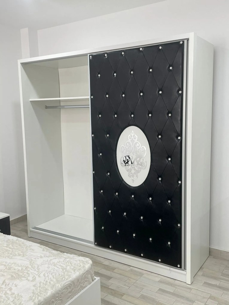 Dormitor Viena, culoare alb / negru, cu pat tapitat 160 x 200 cm, dulap cu 2 usi, comoda cu oglinda, 2 noptiere si saltea