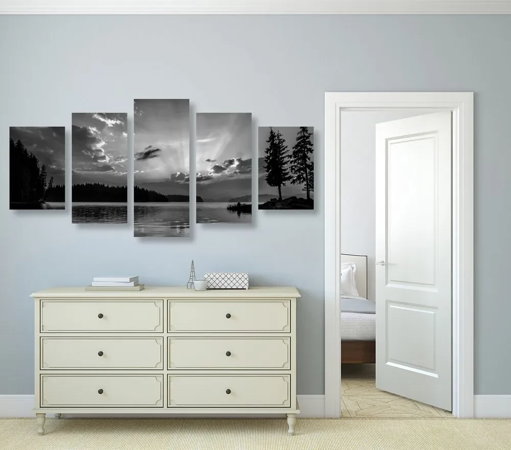 Tablou 5-piese reflexie lacului de munte în design alb-negru
