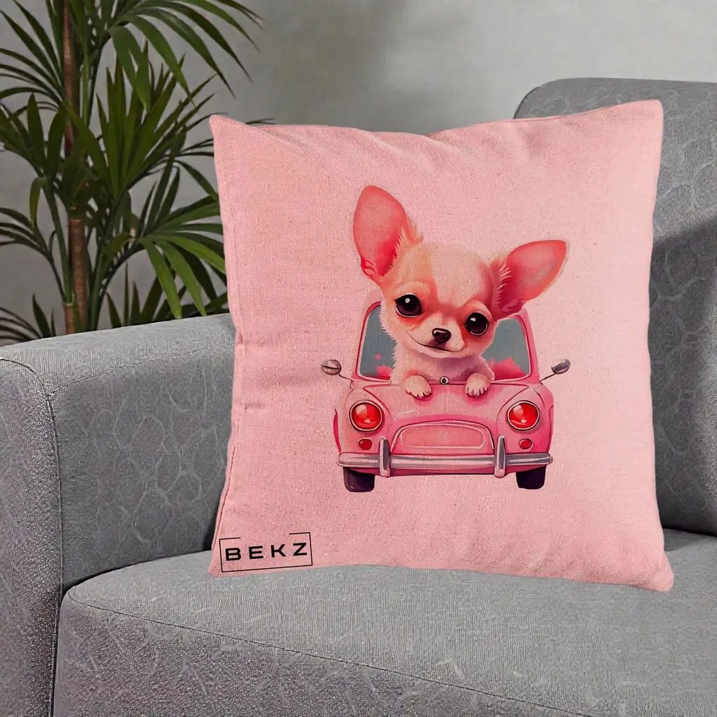 Perna Decorativa Chihuahua Roz in Masinuta, 40x40 cm, Roz, Husa Detasabila, Perna Inclusa, BEKZ®