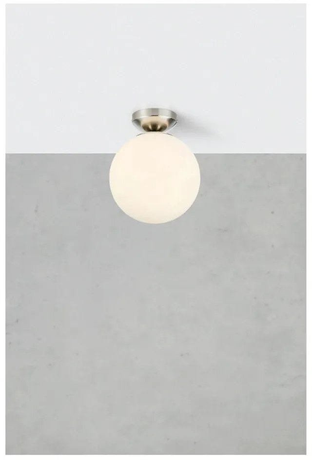 Plafonieră albă-argintie cu abajur din sticlă Stintino – Markslöjd