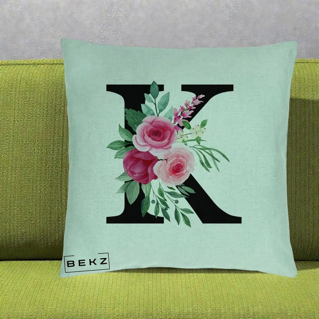 Cadou Personalizat - Perna Personalizata Monograma Florala Litera K, 40x40 cm, Verde Menta, Husa Detasabila, Perna Inclusa, BEKZ®