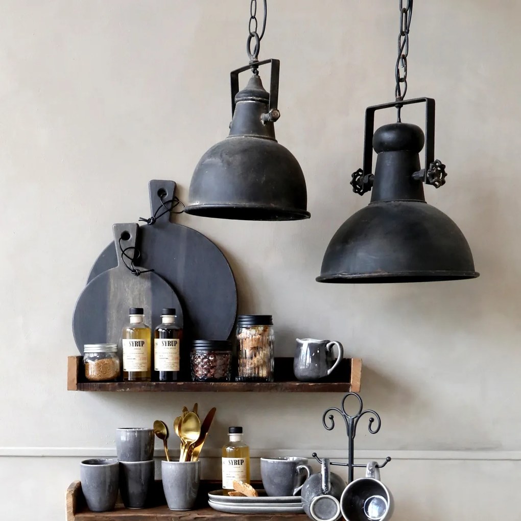 Lampă suspendată din metal, finisaj negru antichizat, H40 x D32 cm, Factory