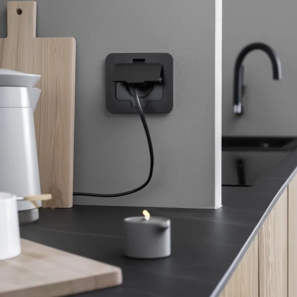 Priză încastrabilă de podea de exterior Solight 5B322B IP55 negru dreptunghiular