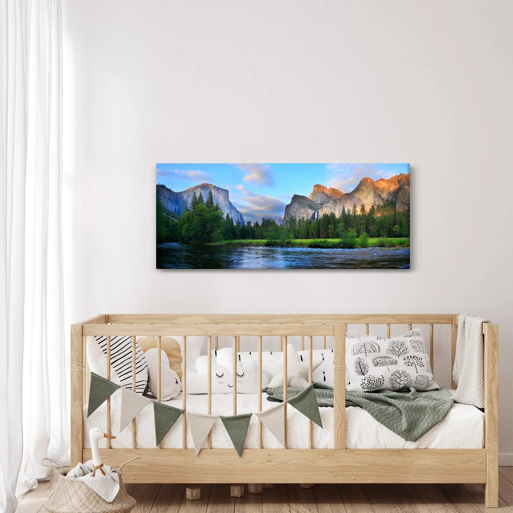 Tablou cu peisaj montan sălbatic (120x50 cm)