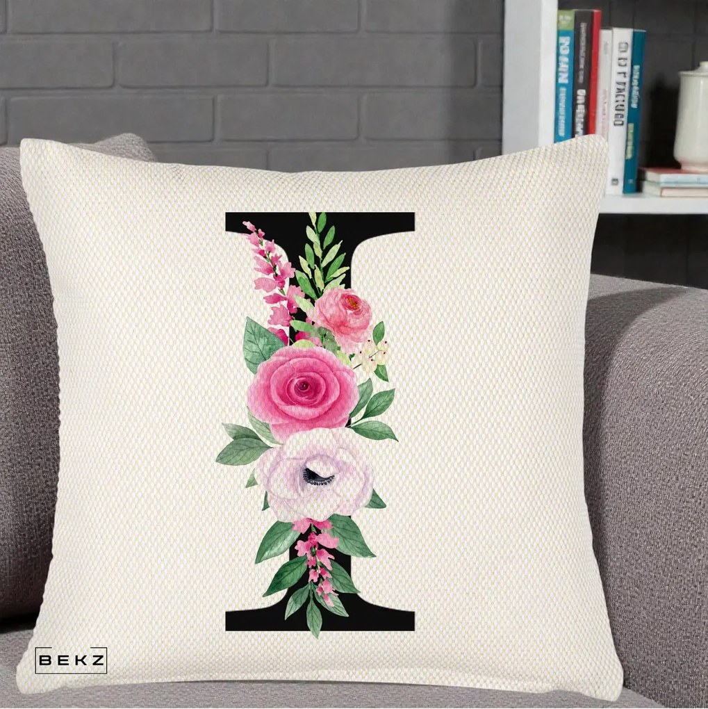 Cadou Personalizat - Perna Personalizata Monograma Florala Litera I, 40x40 cm, Crem Reliefat, Husa Detasabila, Perna Inclusa, BEKZ®