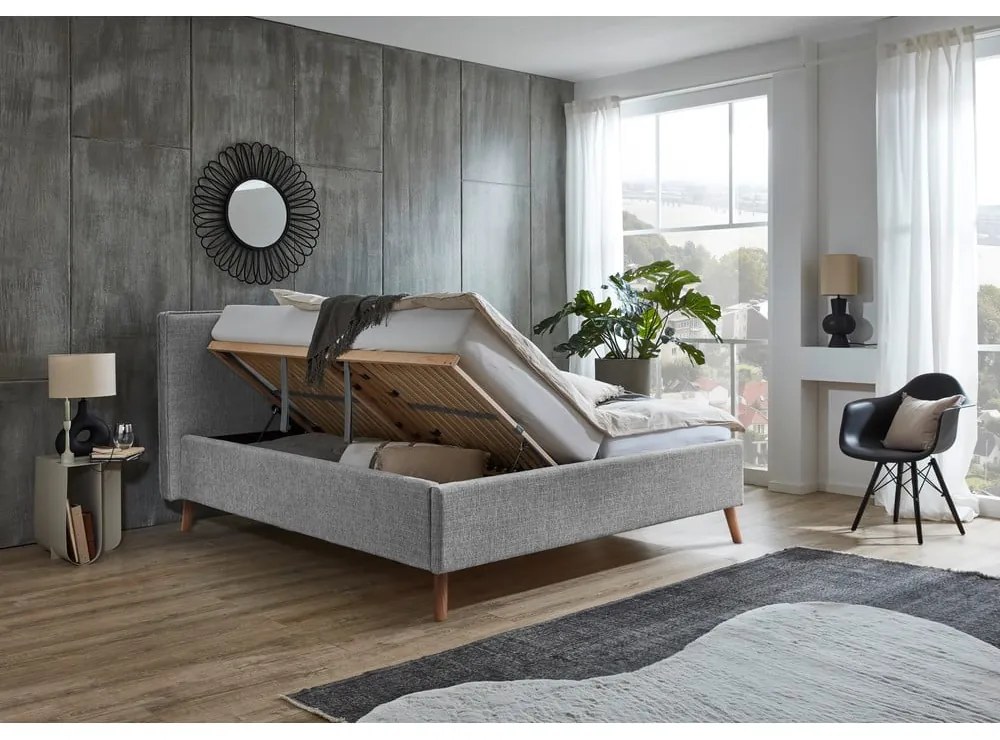 Pat matrimonial gri deschis tapițat cu spațiu de depozitare cu somieră 180x200 cm Riva – Meise Möbel