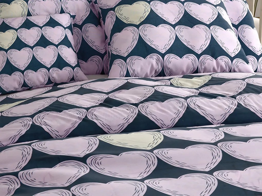 Lenjerie din microfibra VIOLET HEARTS mov deschis Dimensiune lenjerie de pat: 2 buc 70 x 80 cm | 160 x 200 cm