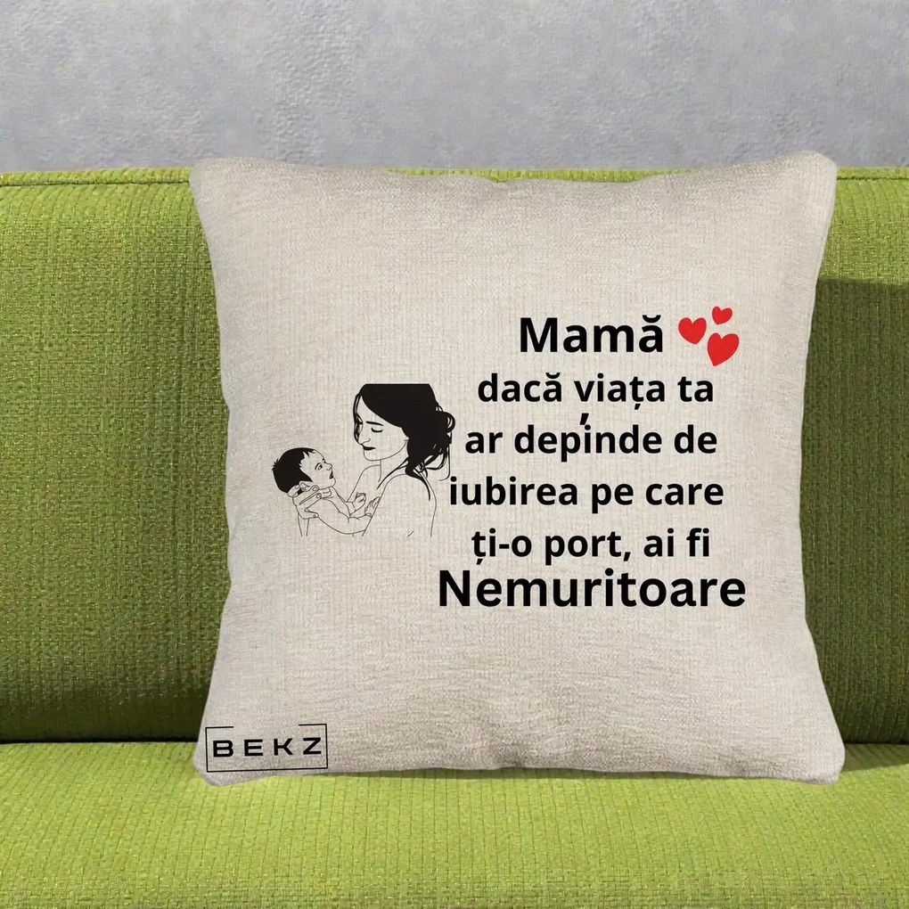 Cadou pentru Mama - Perna Personalizata Mama Nemuritoare Imbratisare Copil, 40x40 cm, Bej Canapea, Husa Detasabila, Perna Inclusa, BEKZ®