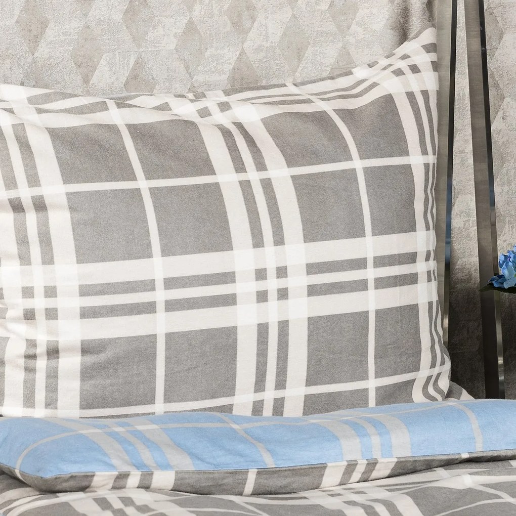 Lenjerie de pat din flanelă 4Home, Cub albastru, 160 x 200 cm, 70 x 80 cm