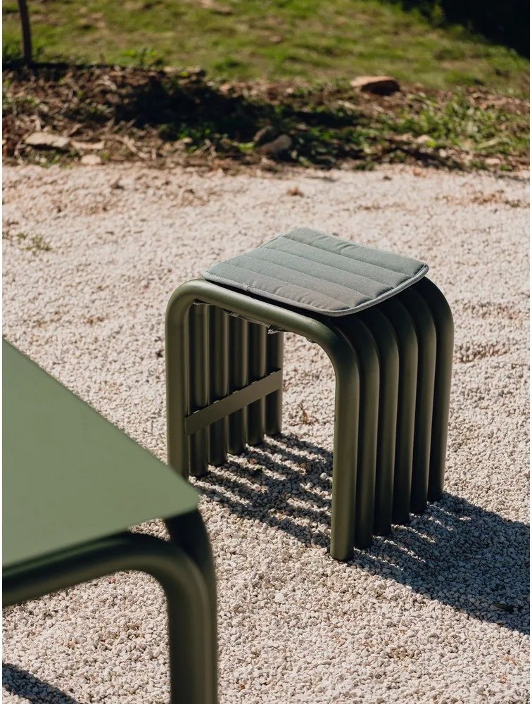 Scaun de grădină verde din metal Nokk – noo.ma