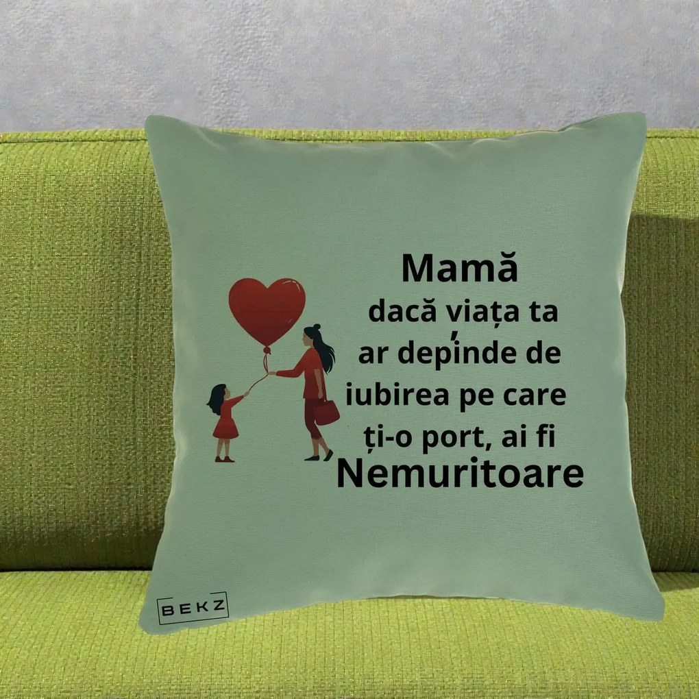 Cadou pentru Mama - Perna Personalizata Mama Nemuritoare cu Bebelus Kawaii, 40x40 cm, Verde, Husa Detasabila, Perna Inclusa, BEKZ®
