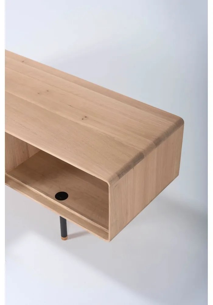Comodă TV neagră/în culoare naturală din lemn de stejar 160x48 cm Fina – Gazzda