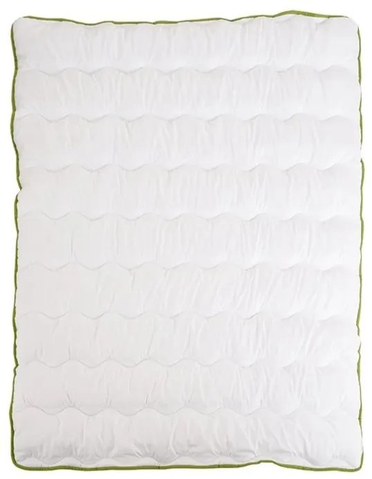 Plapuma matlasata pentru tot anul 140x200 cm cu perna BELLA ALOE VERA 70x90 cm, alba
