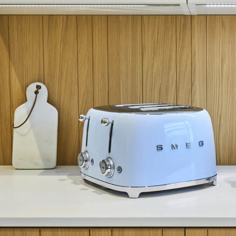 Prăjitor de pâine SMEG 50's Style TSF03PBEU, 2000 W, 4 felii, 6 niveluri, Tava pentru firimituri, Cablu integrat, Oțel inoxidabil, Albastru