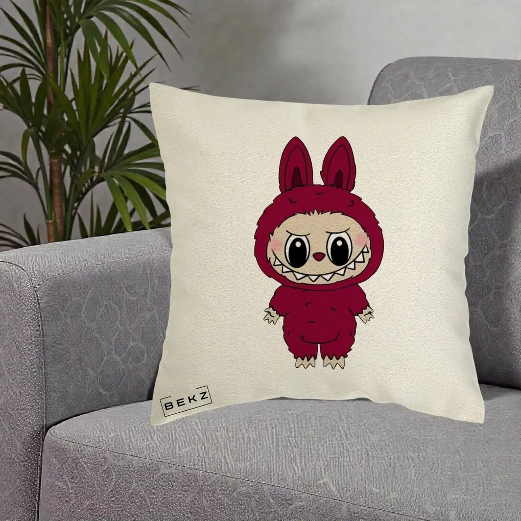 Perna Personalizata Labubu Rosu-Visiniu Solo, 40x40 cm, Ecru, Husa Detasabila, Perna Inclusa, BEKZ®