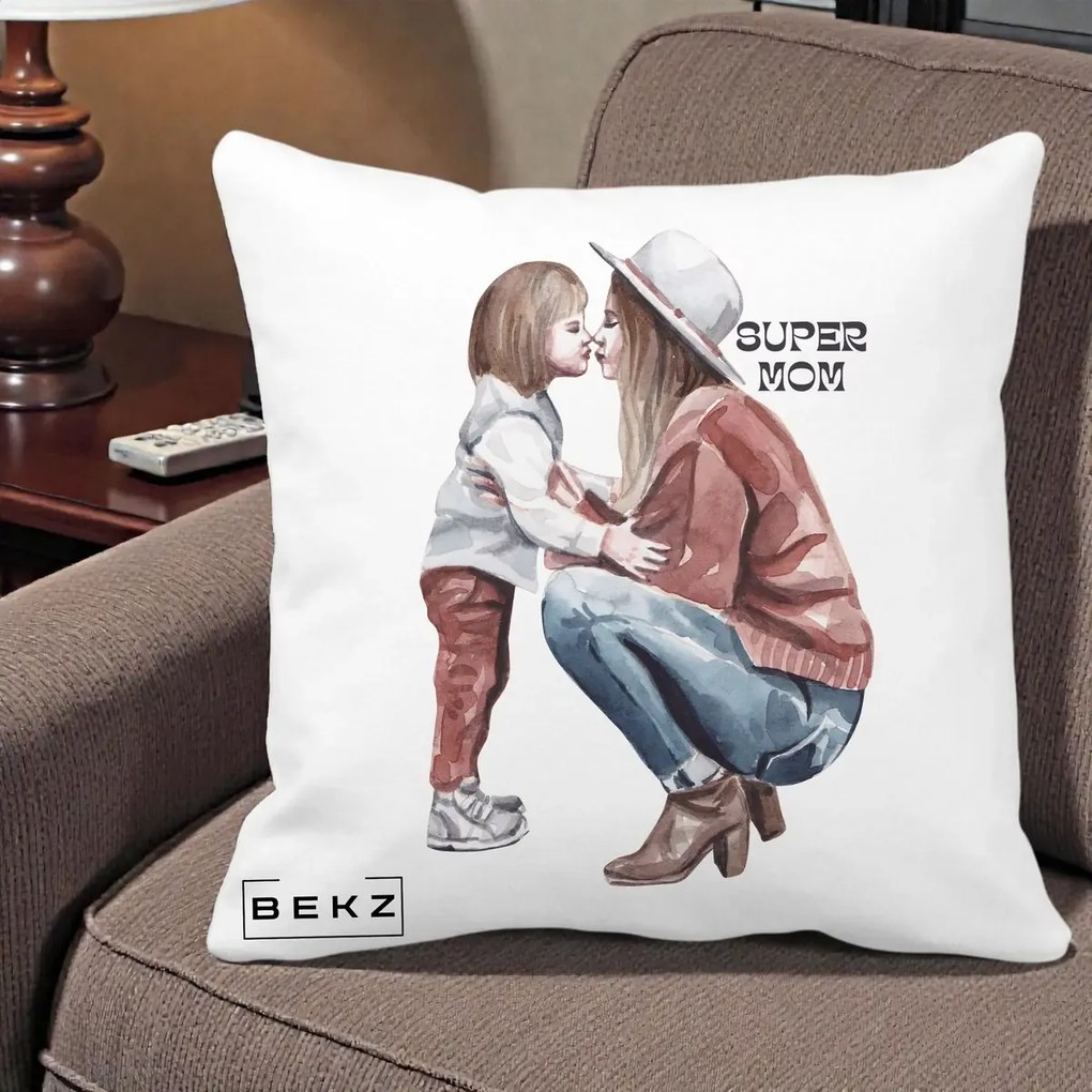 Cadou pentru Mama - Perna Personalizata Super Mom Acuarela, 40x40 cm, Alba Mata, Husa Detasabila, Perna Inclusa, BEKZ®