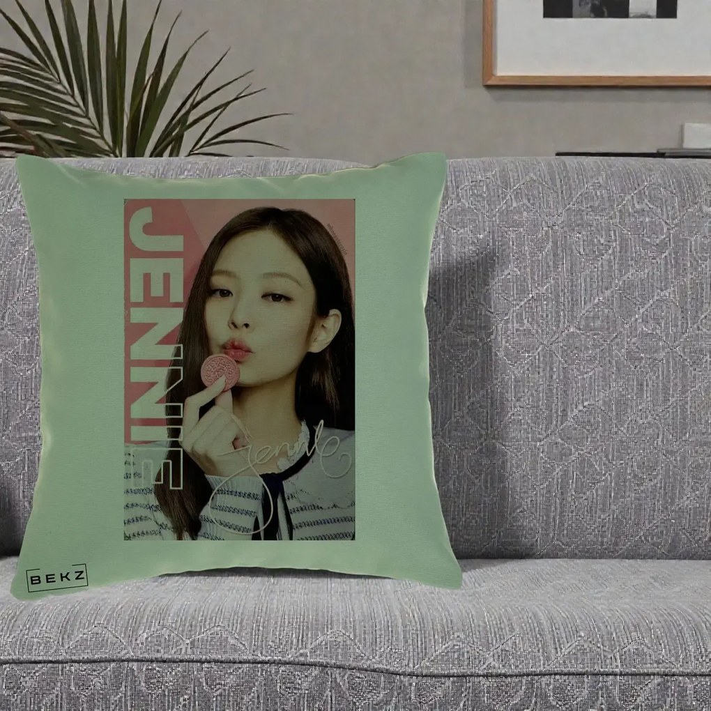 Perna Personalizata K-pop BLACKPINK Jennie cu Semnatura si Fond Roz, 40x40 cm, Verde, Husa Detasabila, Perna Inclusa, BEKZ®