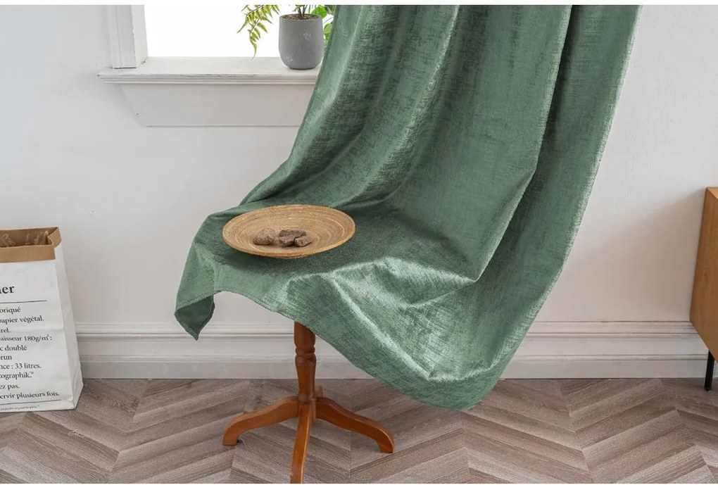 Draperie opaca LOOM VELVET 140x250 cm, verde Agatat: Inele metalice