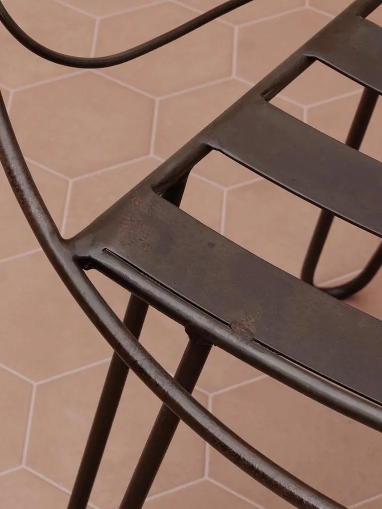 Scaun lounge din metal , "Folia"