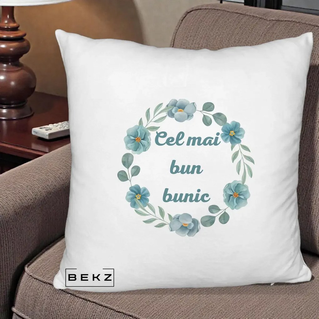 Cadou pentru Bunic - Perna Personalizata Cel Mai Bun Bunic Coronita Flori Albastre Teal, 40x40 cm, Alb Pufos, Husa Detasabila, Perna Inclusa, BEKZ®