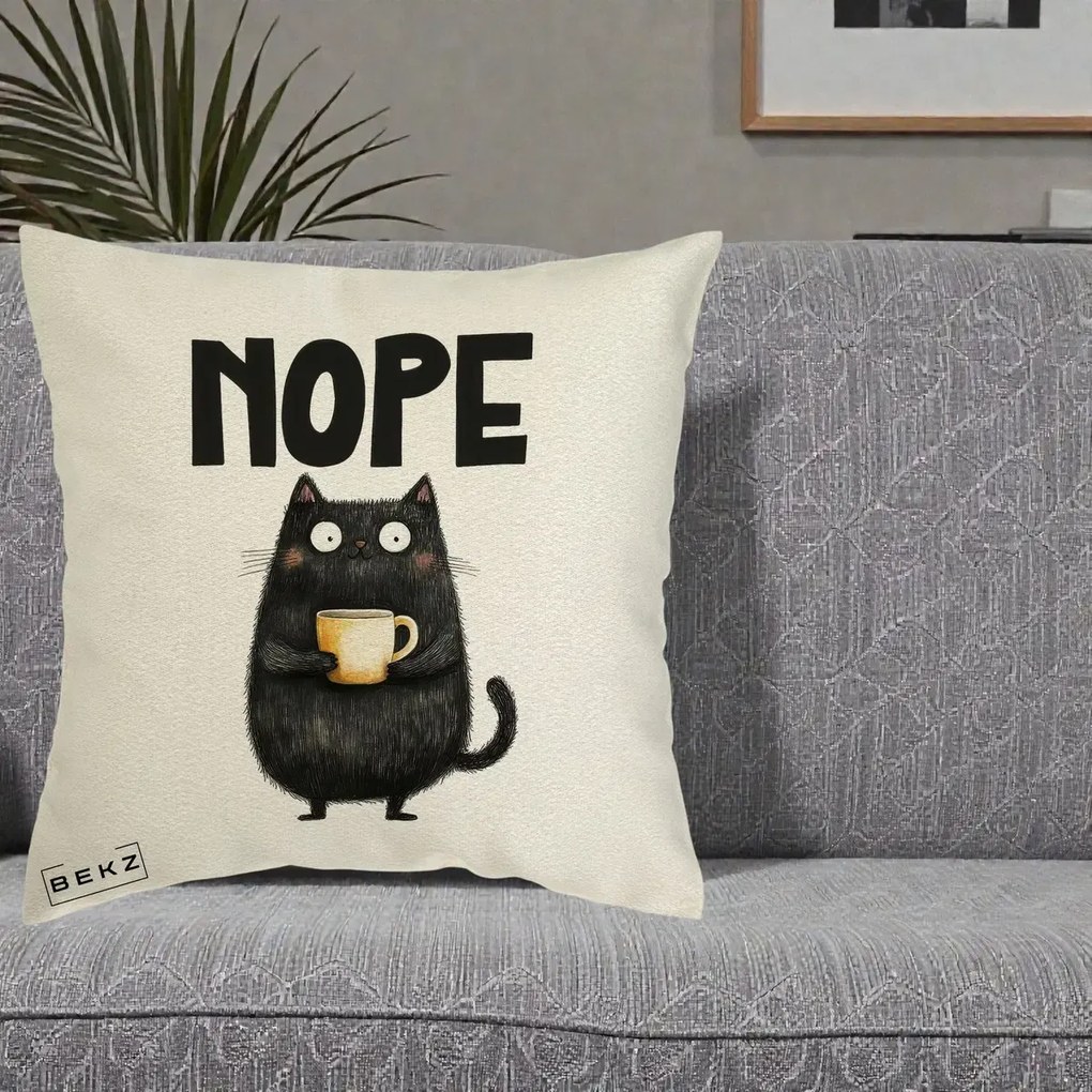 Perna Decorativa NOPE Pisica Neagra Cafea, 40x40 cm, Ecru, Husa Detasabila, Perna Inclusa, BEKZ®