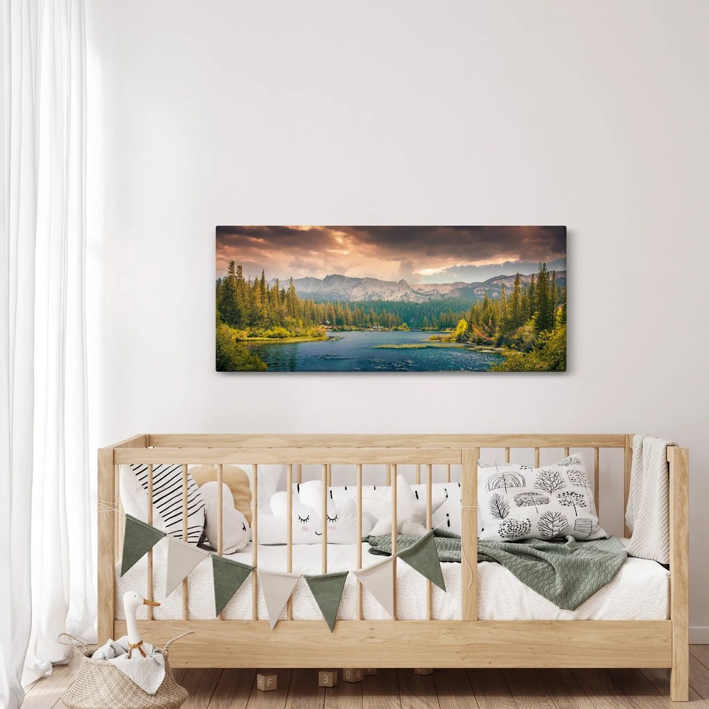 Tablou cu râu montan și munți (120x50 cm)