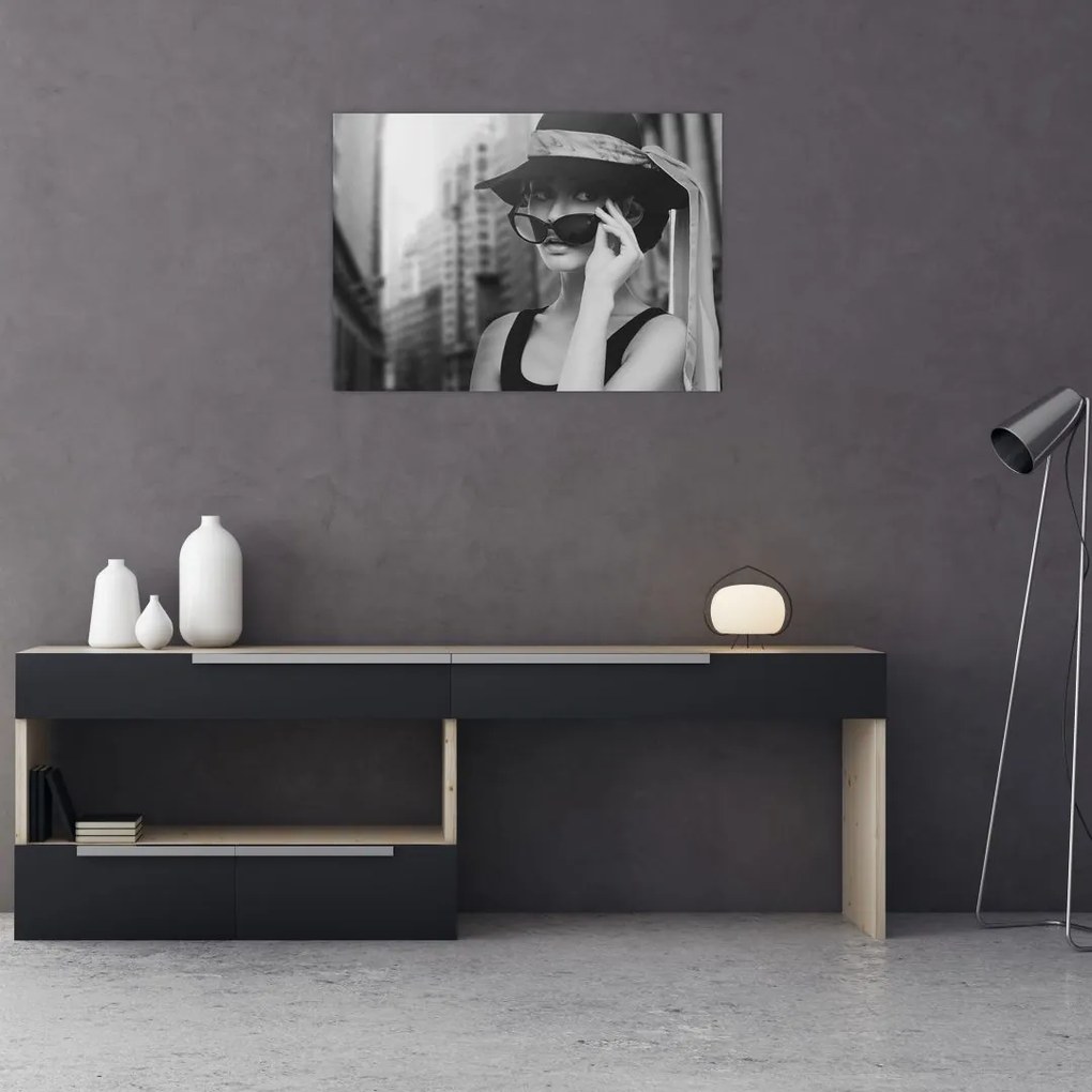 Tablou pe sticlă cu femeie (70x50 cm)