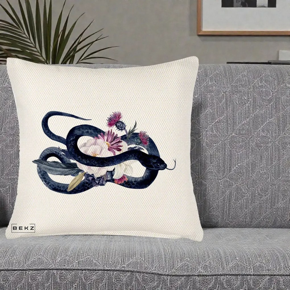 Perna Decorativa Sarpe Negru cu Flori Gothic, 40x40 cm, Crem Reliefat, Husa Detasabila, Perna Inclusa, BEKZ®