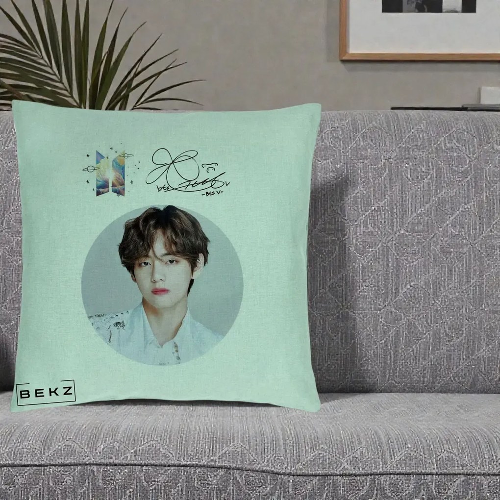 Perna Personalizata K-pop BTS V Taehyung Portret Cerc Autograf, 40x40 cm, Verde Menta, Husa Detasabila, Perna Inclusa, BEKZ®