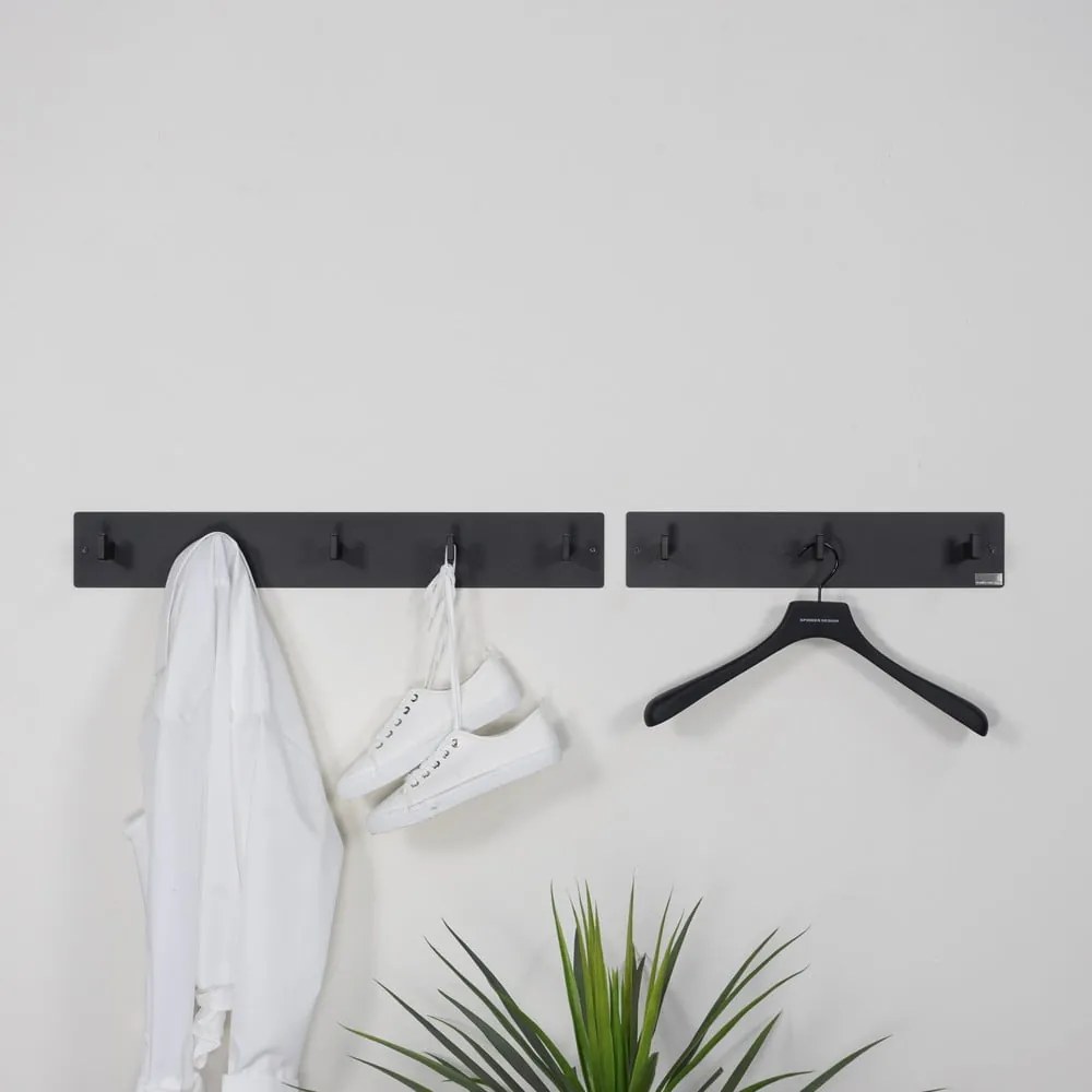 Cuier de perete negru din metal Leatherman – Spinder Design