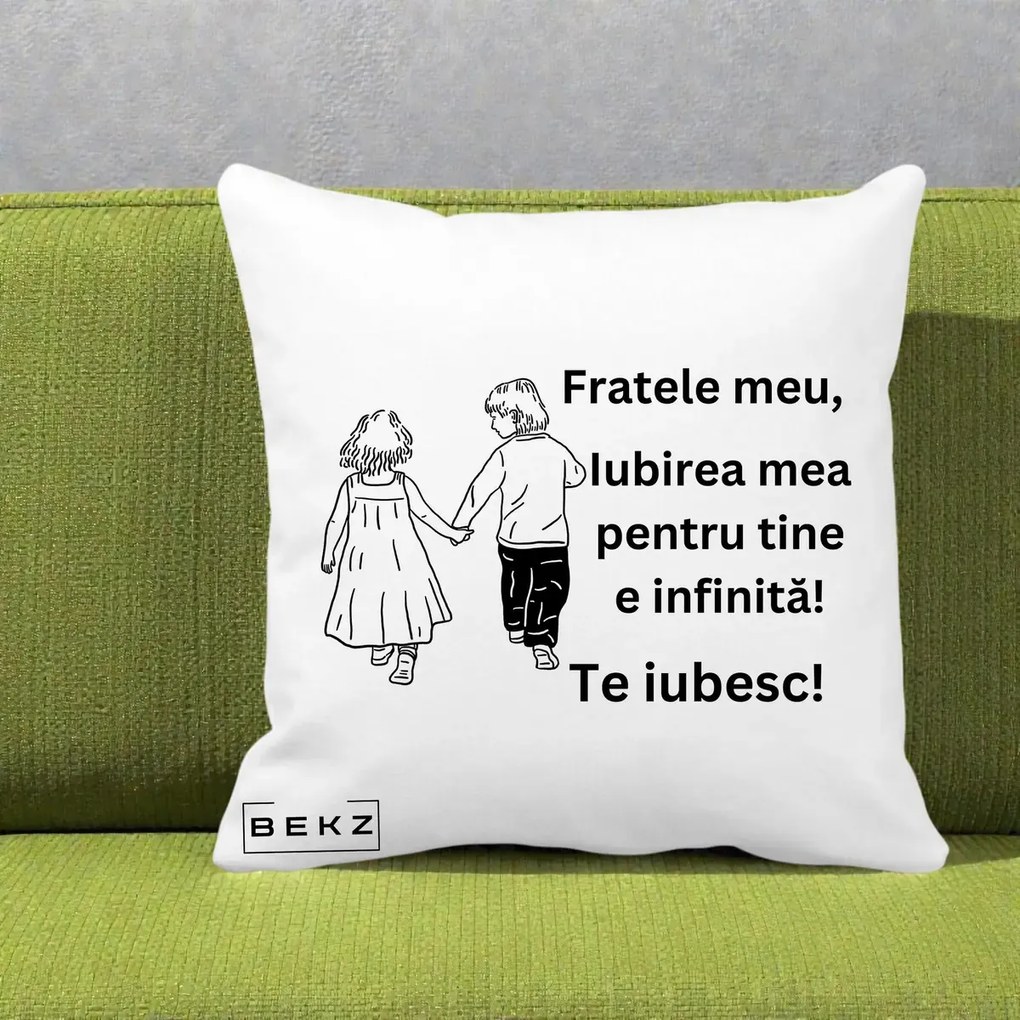Cadou pentru Frate - Perna Personalizata Fratele Meu Te Iubesc Copii Tinand Maini Varianta 2, 40x40 cm, Alba Mata, Husa Detasabila, Perna Inclusa, BEKZ®
