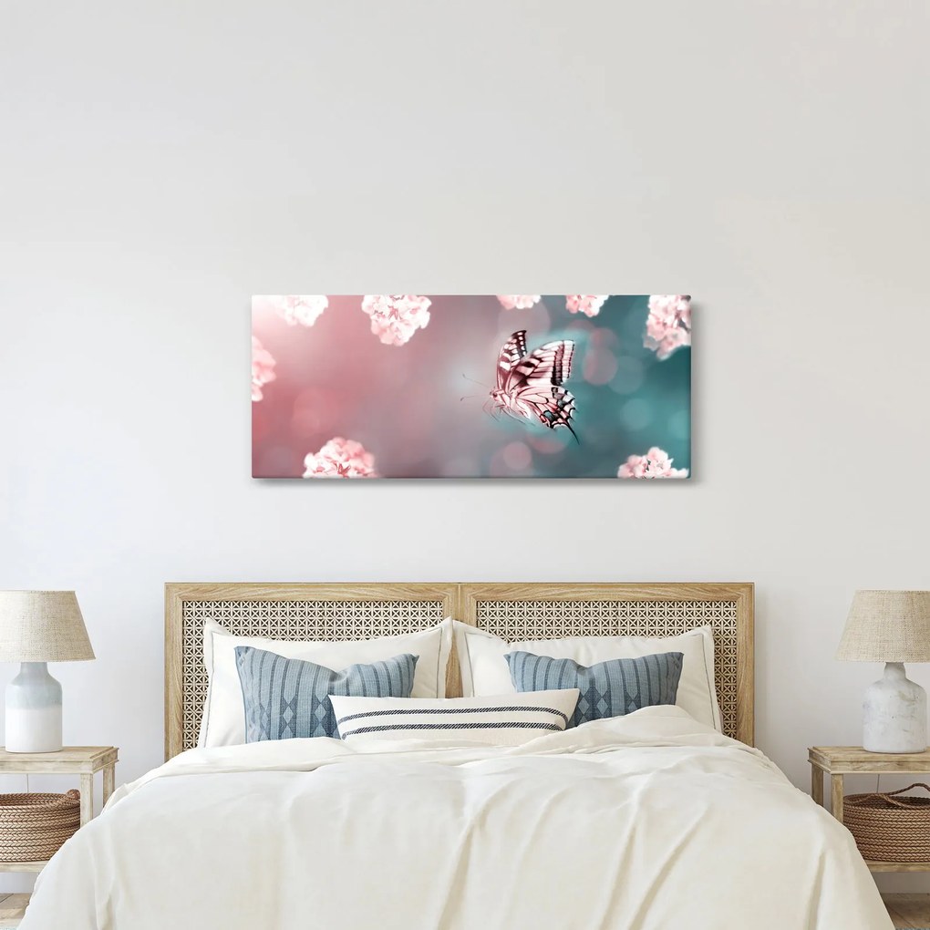 Tablou - Fluture între flori (120x50 cm)