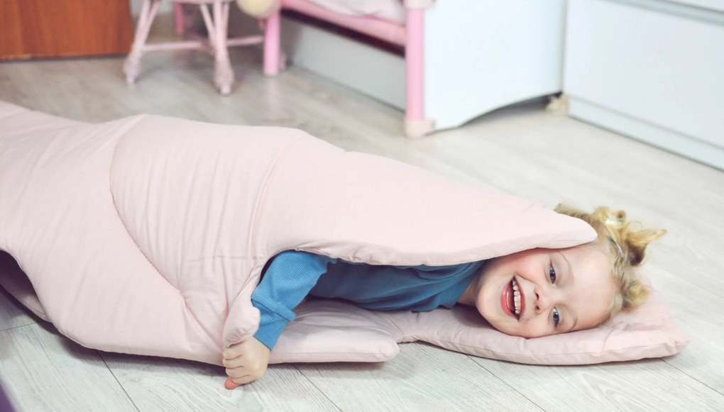 Covoras de joaca termic Frunza Pure Rose 150x105x5cm, pliabil, bumbac 100% si umplutura antialergica BabySoft  , protectie impotriva loviturilor