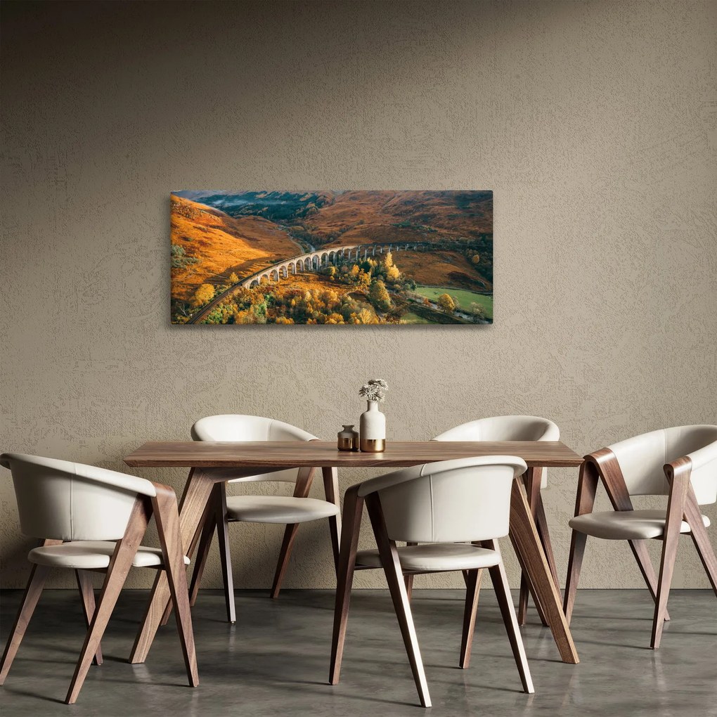 Tablou cu pod în valea din Scoția (120x50 cm)