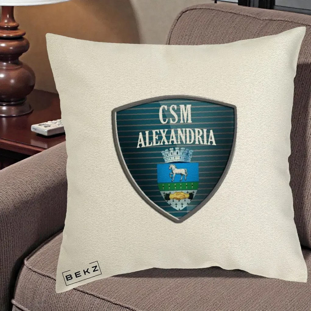 Perna Personalizata CSM Alexandria Fotbal, 40x40 cm, Ecru, Husa Detasabila, Perna Inclusa, BEKZ®