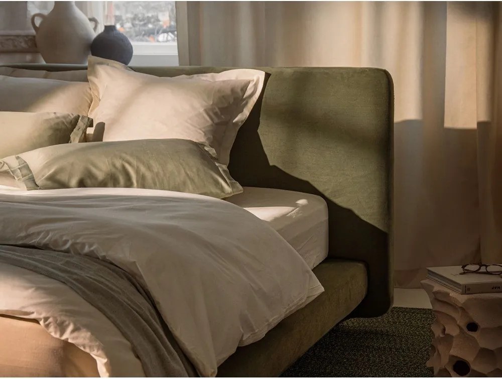 Pat matrimonial fildeș tapițat 200x200 cm Linea – Micadoni