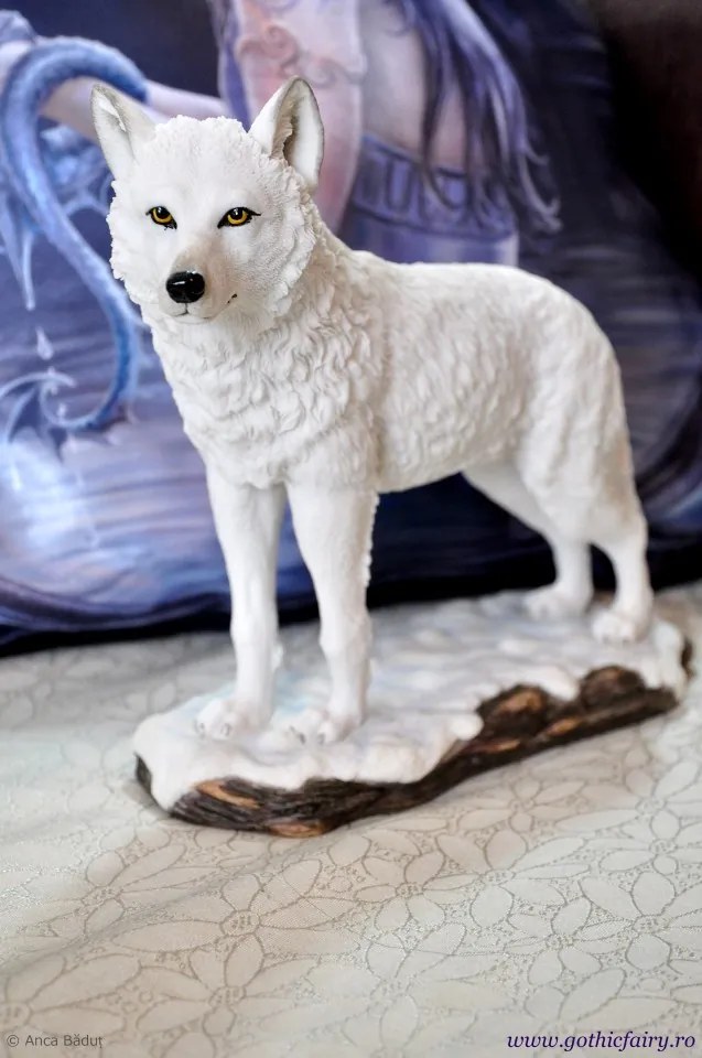Statuetă lup alb Spiritul iernii