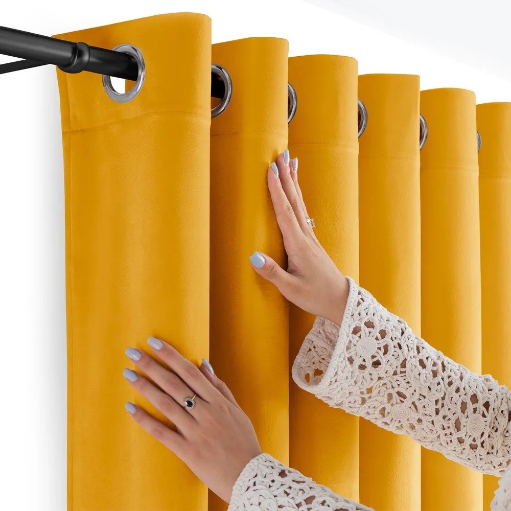 Draperie galben-muștar dimout (semi-opacă) din catifea 200x225 cm Velto – Filumi