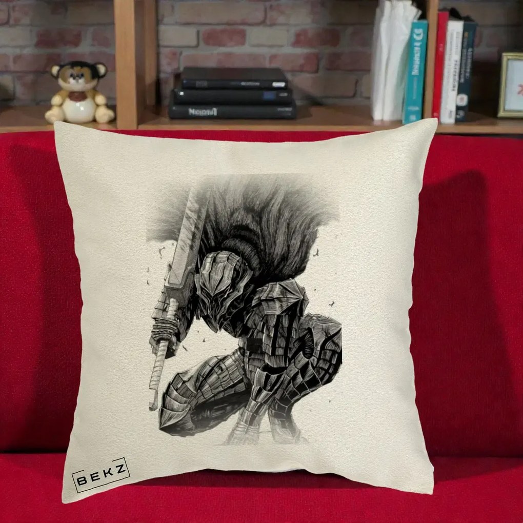 Perna Personalizata Berserk Guts Armor of Darkness Manga, 40x40 cm, Ecru, Husa Detasabila, Perna Inclusa, BEKZ®