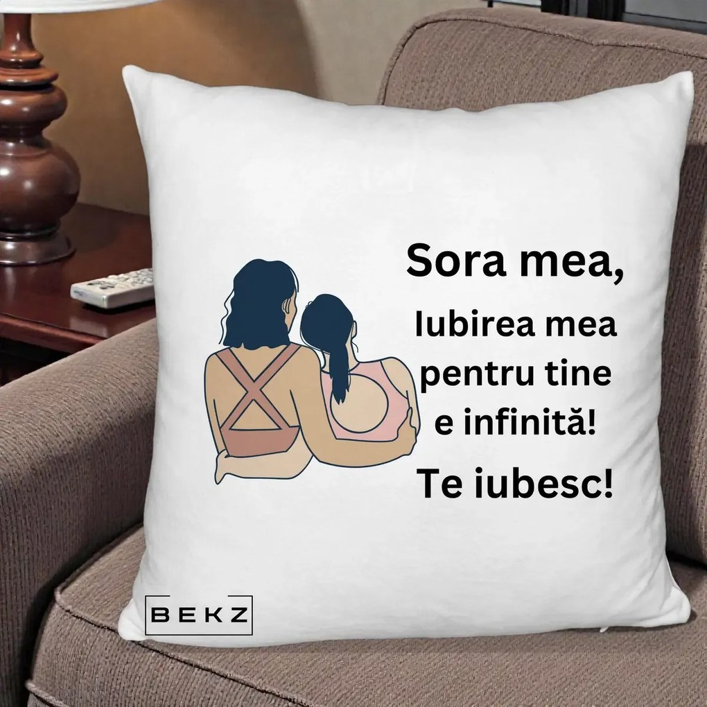 Cadou pentru Sora - Perna Personalizata Sora Mea Te Iubesc Doua Fete Fashioniste Line Art, 40x40 cm, Alb Pufos, Husa Detasabila, Perna Inclusa, BEKZ®