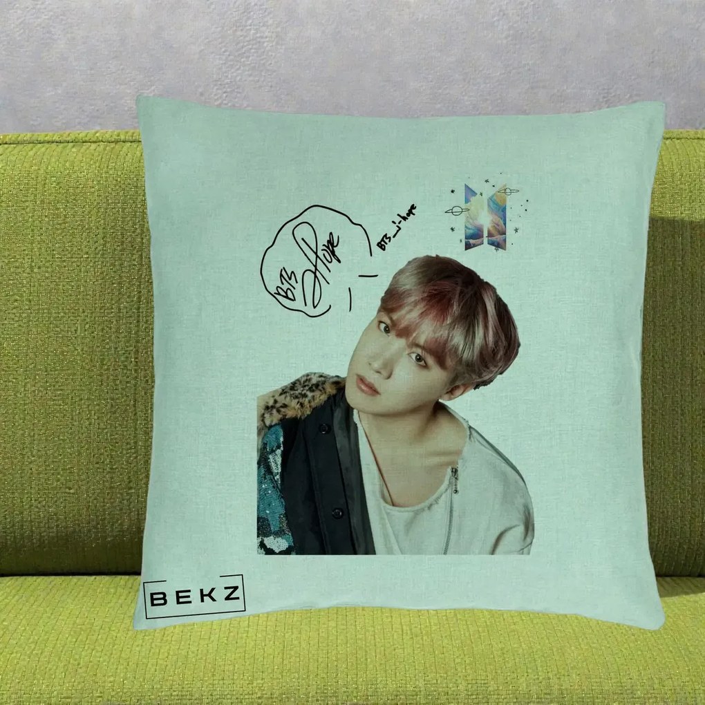 Perna Personalizata K-pop BTS J-Hope Par Roz Autograf, 40x40 cm, Verde Menta, Husa Detasabila, Perna Inclusa, BEKZ®