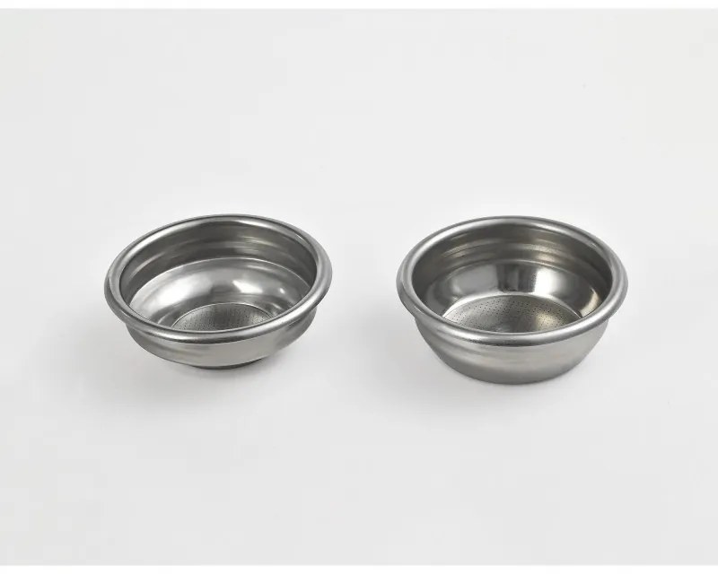 Espressor manual cu rasnita incorporata Finlux FEM-1935D, 2450W, Pompa italiana ULKA 20 bar, 2.2 Ș, 250 g, Cafea boabe si macinata, Spumare lapte, Ecran tactil, Inox
