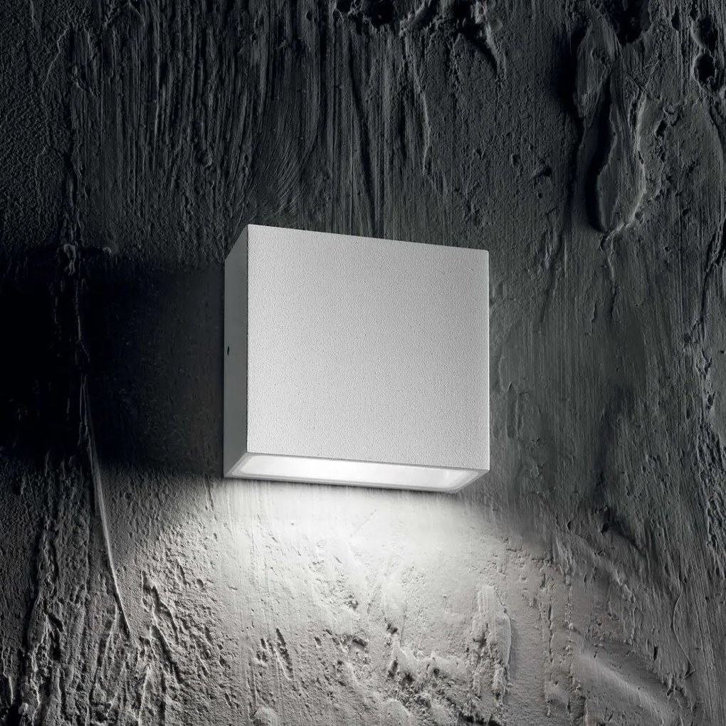 Aplica de exterior ambientala cu protectie IP44 Tetris-1 ap1 negru