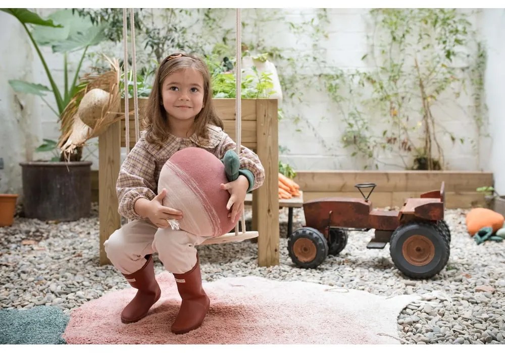 Pernă pentru copii Ramona the Radish – Lorena Canals