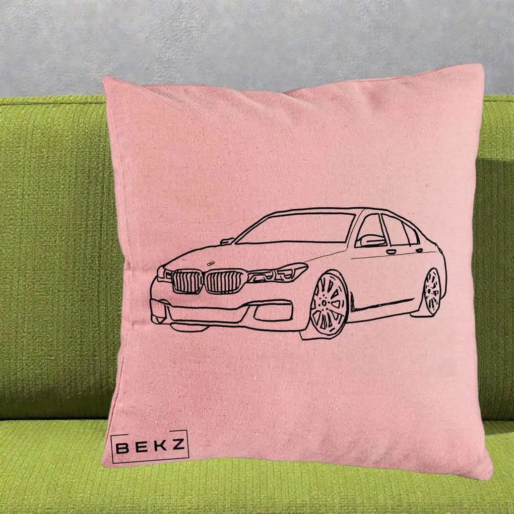 Perna personalizata BMW Seria 7 Linie Minimalista, 40x40 cm cu Umplutura, Roz, BEKZ