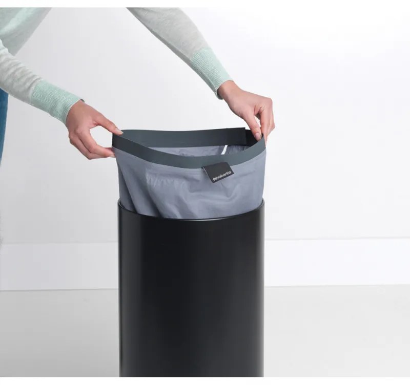 Cos de rufe Brabantia 1000825, 35 L, Capac de pluta, Umplere fara deschidere, Gauri ventilatie, Negru