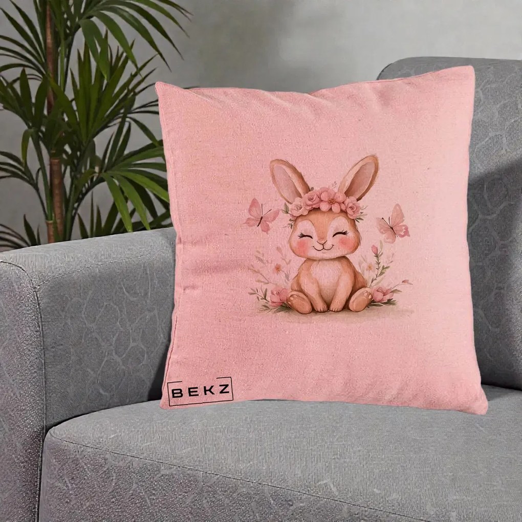 Perna Decorativa Iepuras cu Coronita Florala Roz, 40x40 cm, Roz, Husa Detasabila, Perna Inclusa, BEKZ®