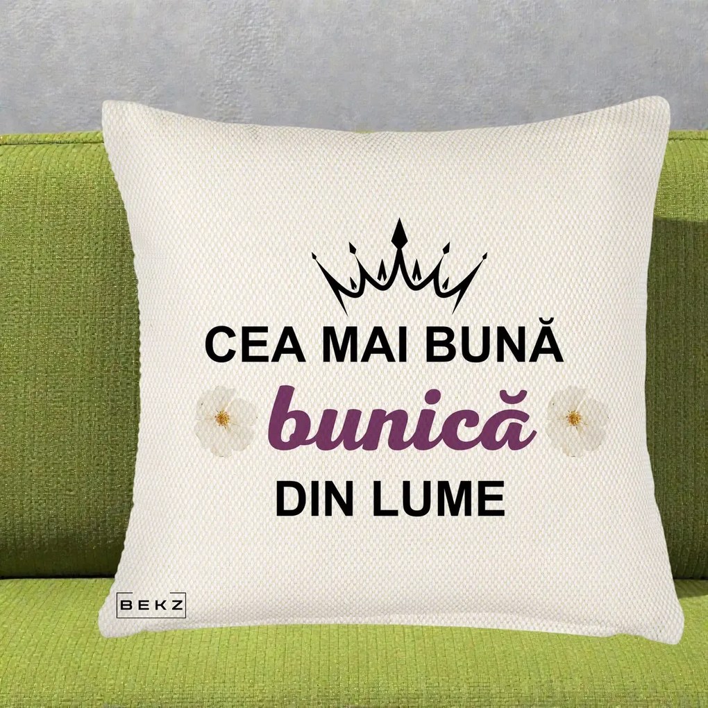 Cadou pentru Bunica - Perna Personalizata Cea Mai Buna Bunica Din Lume Coroana Mov Flori, 40x40 cm, Crem Reliefat, Husa Detasabila, Perna Inclusa, BEKZ®